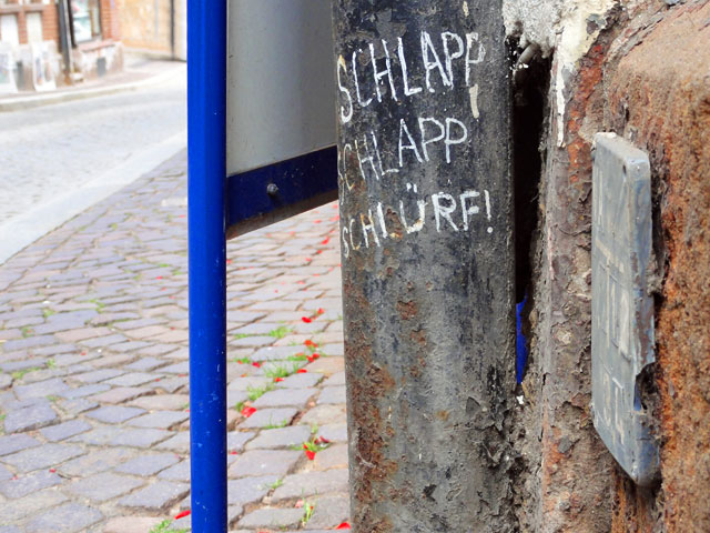 streetart-i-marburg-schlapp-schlapp-schlürf