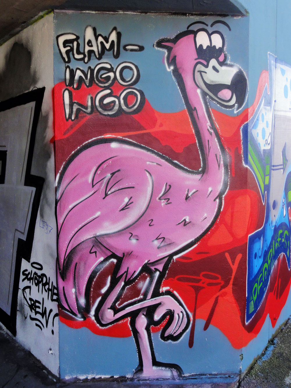 flamingo-ingo-graffiti-hanauer-landstrasse-1