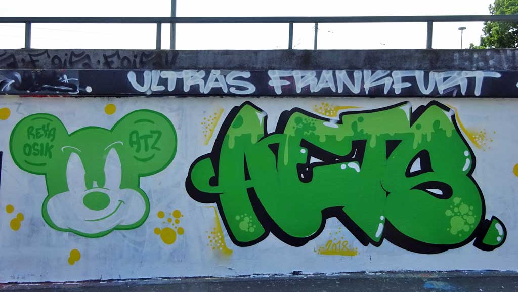 Graffiti am Ratswegkreisel in Frankfurt am Main