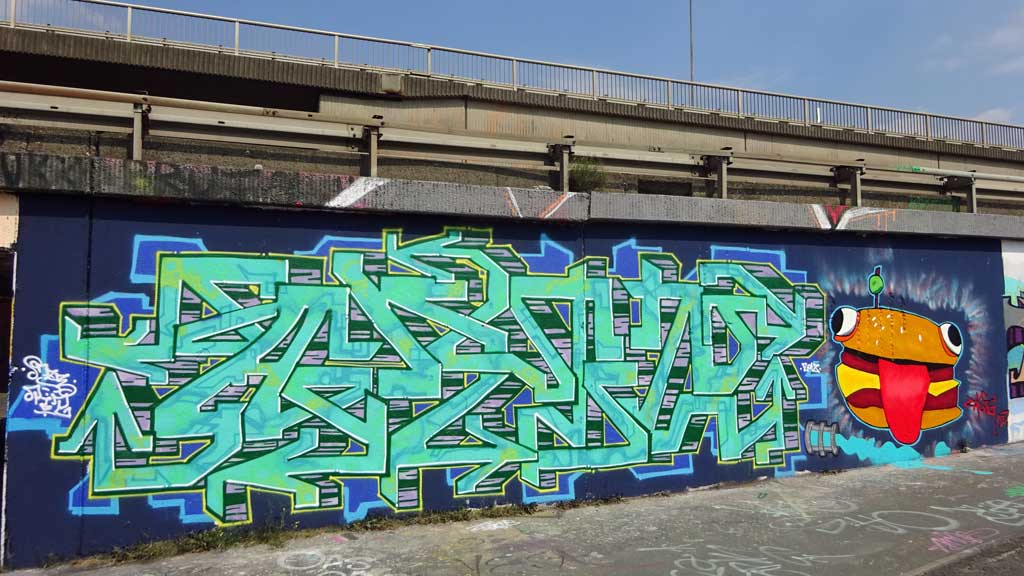 Graffiti in Frankfurt - Hall of Fame zwischen Hanauer Landstraße und Ratswegkreisel