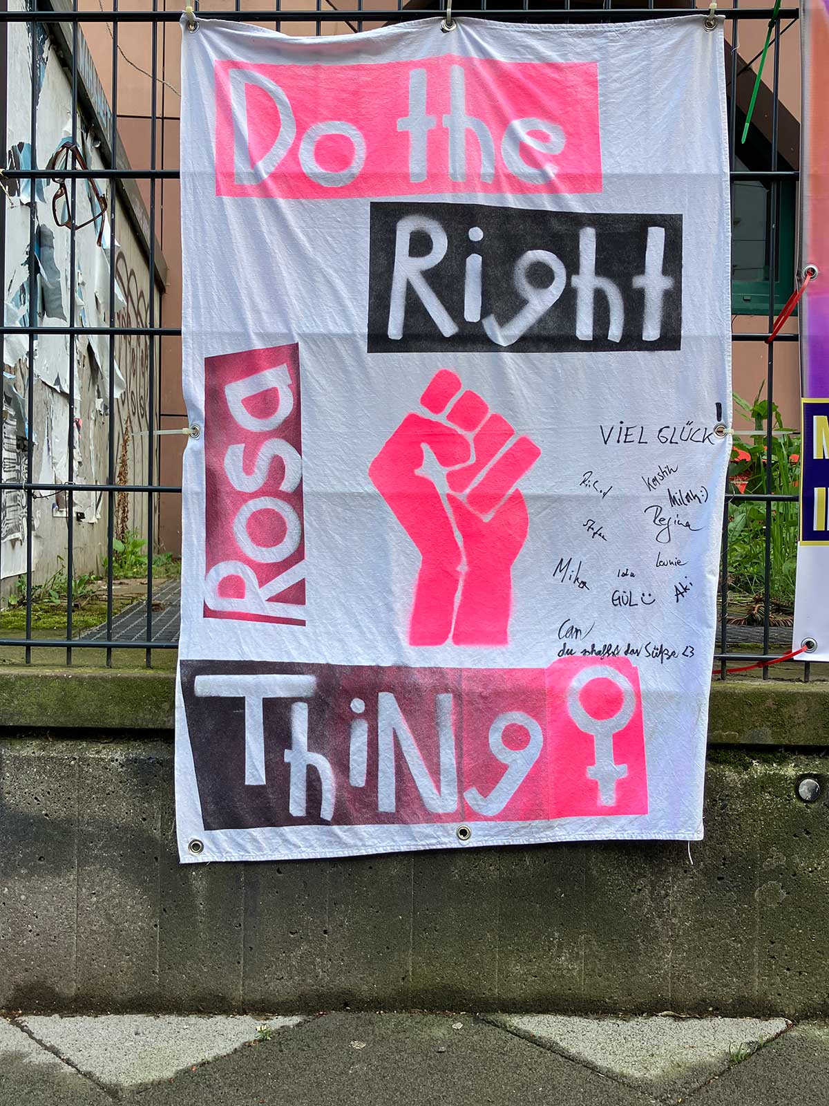 Abi-Plakate in Frankfurt 2024 - Femistisch