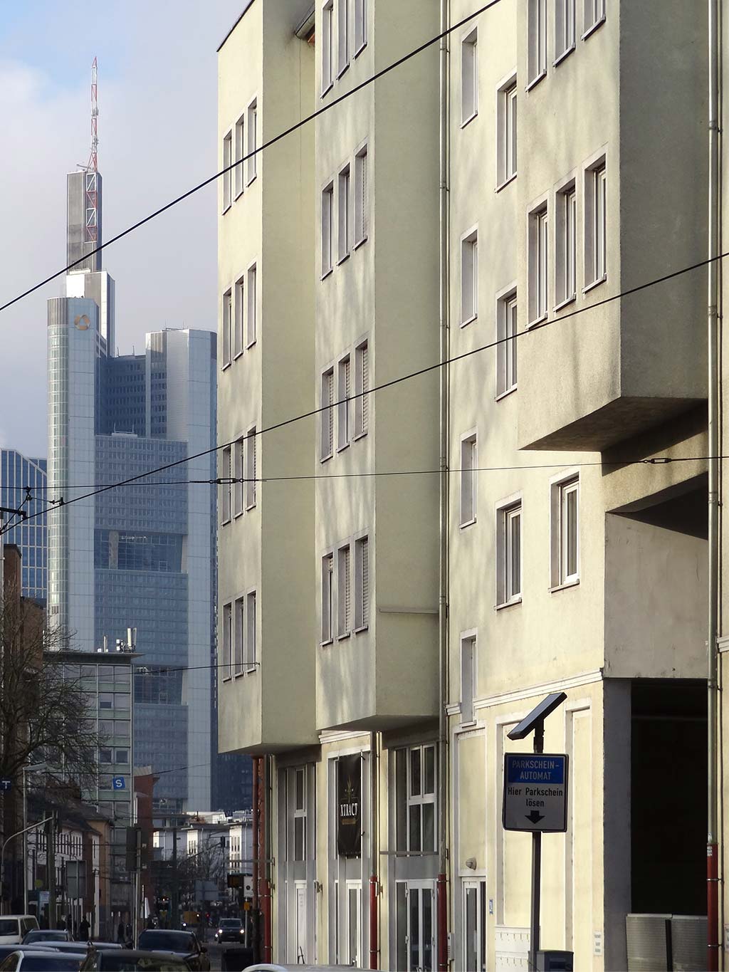 Battonstraße und Commerzbank-Hochhaus in Frankfurt