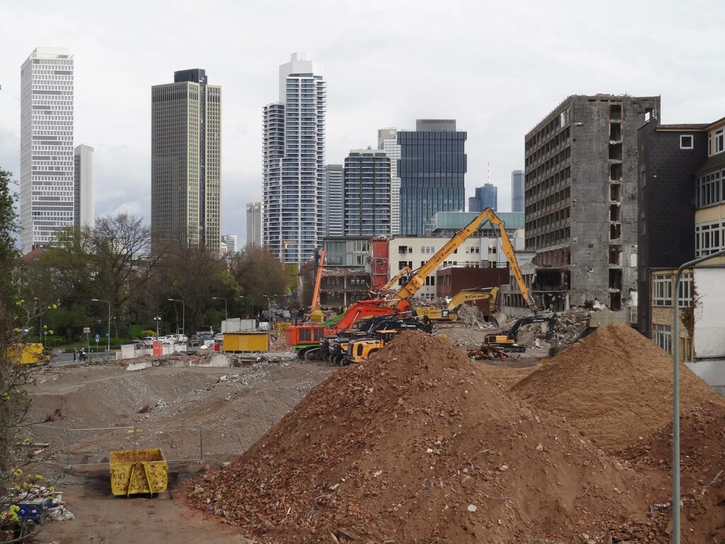 Bauarbeiten am früheren Standort der FAZ in Frankfurt