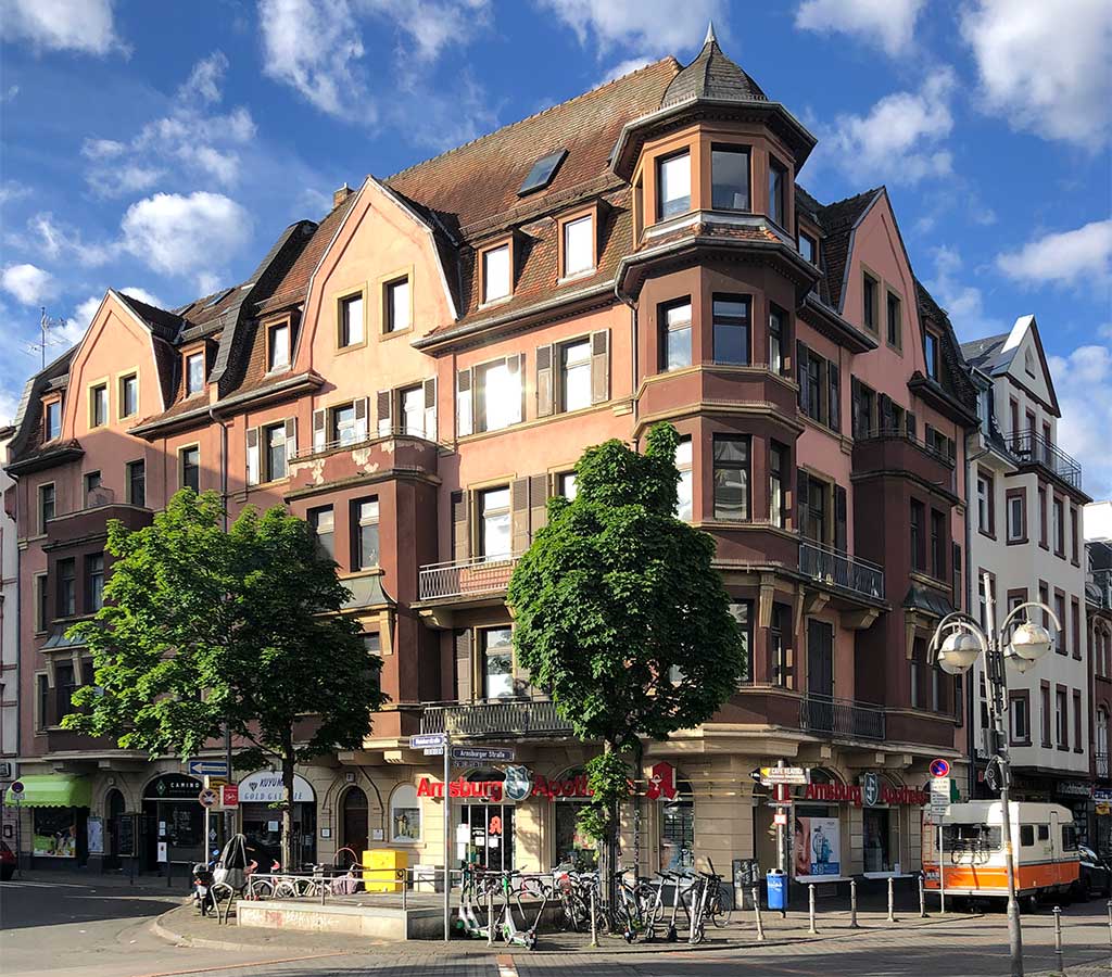 Stadtbilder Frankfurt - Bornheim Mitte, Ecke Mainkustraße/Arnburger Straße in Frankfurt