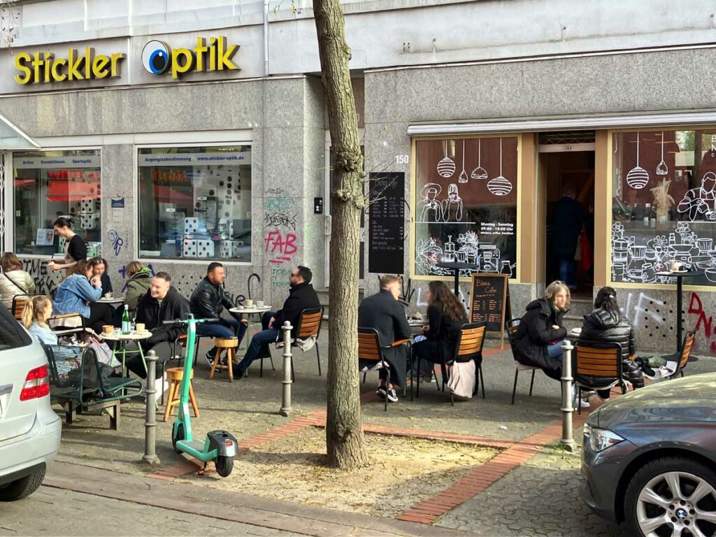 Erschwerte Nutzung von Sitzbänken in der Berger Straße