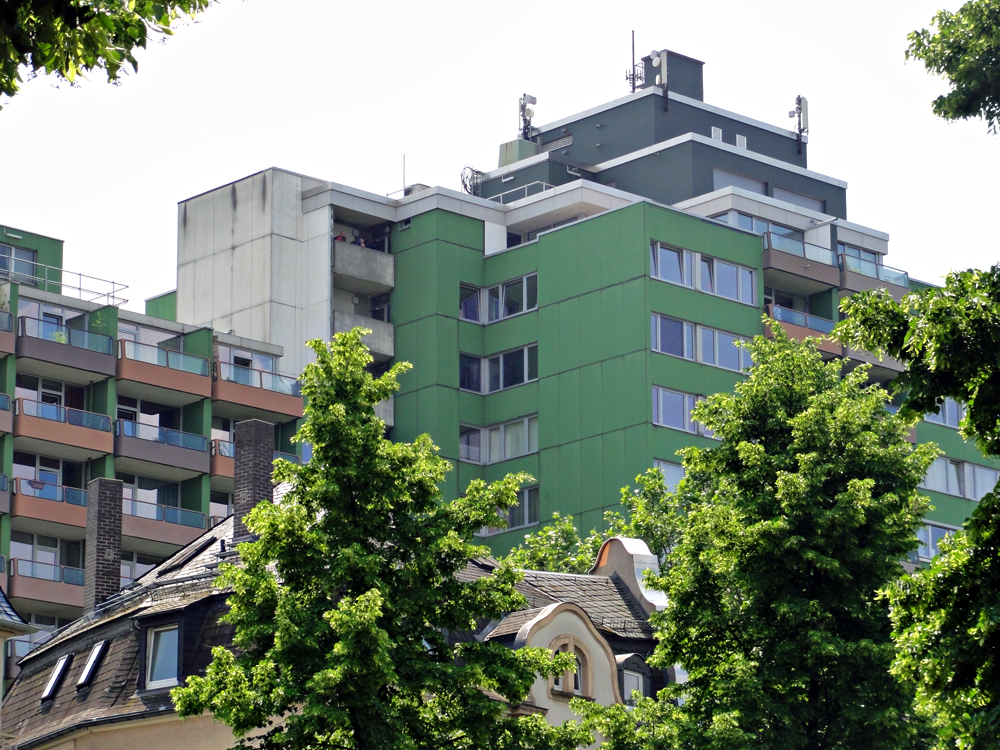 Das grüne Wohnhochhaus im Frankfurter Nordend