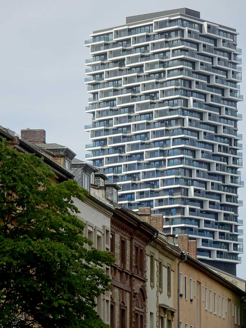 One Forty West Hochhaus in Frankfurt