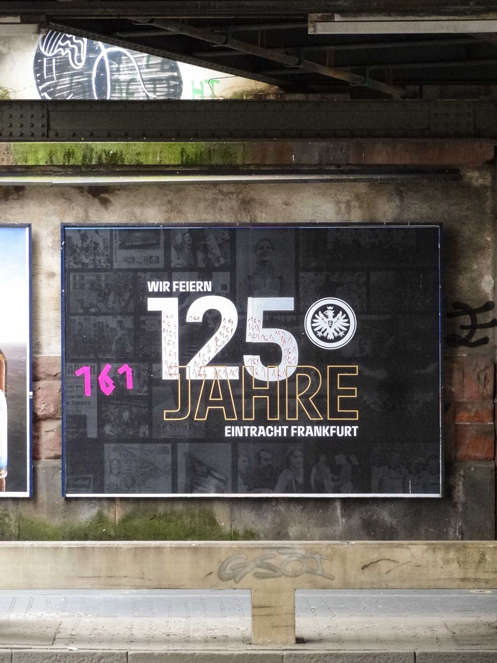 Plakatgestaltungen in Frankfurt - 125 Jahre Eintracht Frankfurt