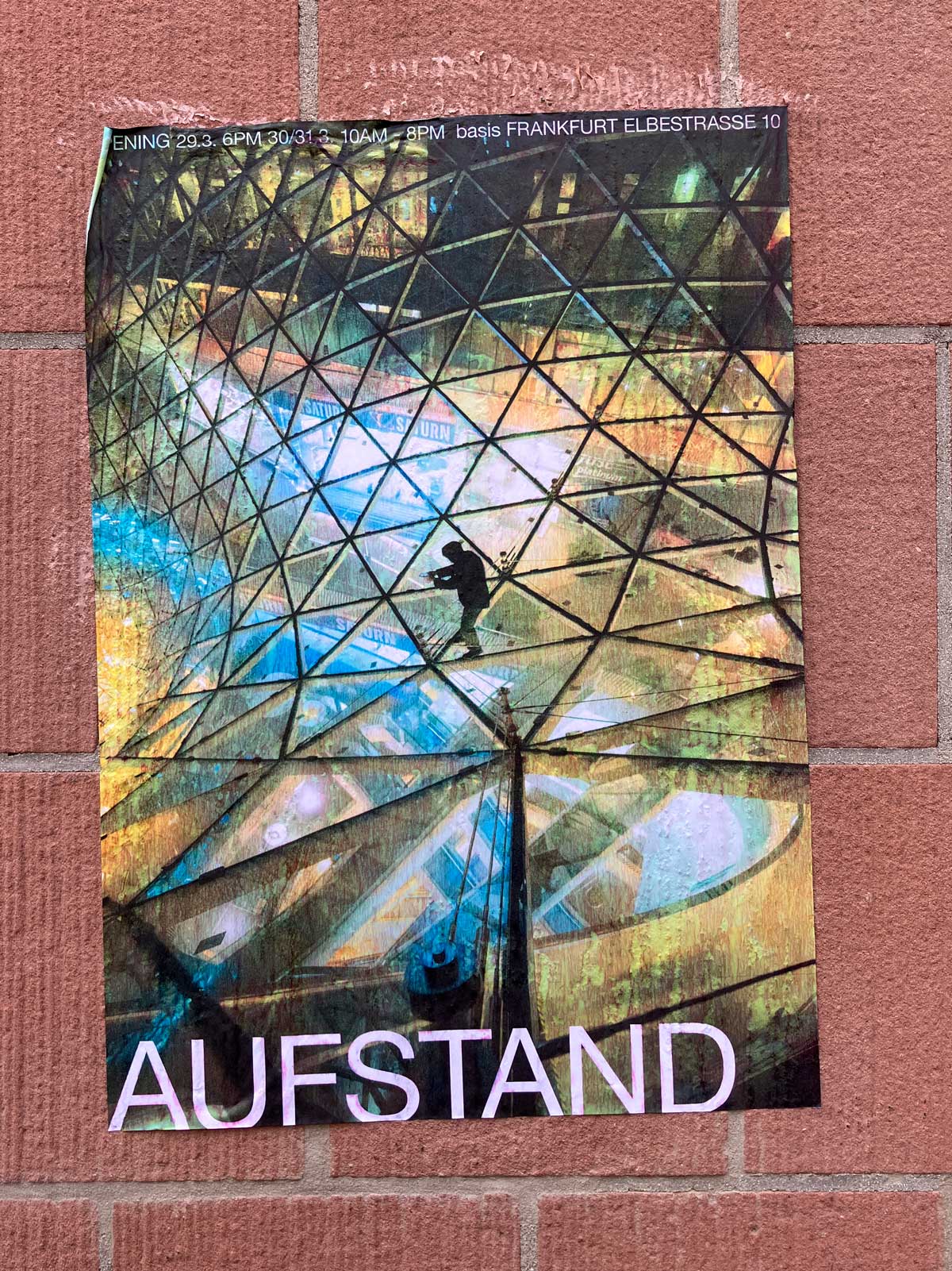 Plakatgestaltungen in Frankfurt - Aufstand in der Basis