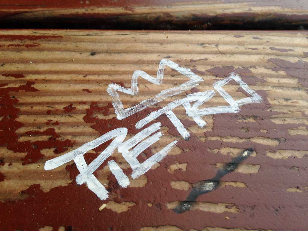 Streetart und Tags mit Krone