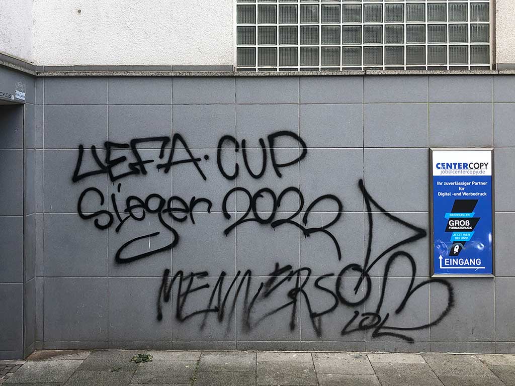 UEFA-Cup Sieger 2022 Menner so lol