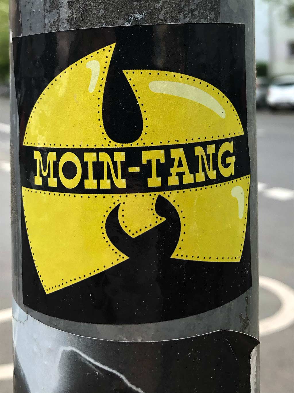 Umgestaltete Logos: MOIN-TANG statt WU-TANG