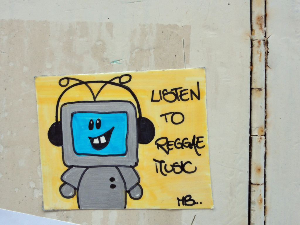 Urban Art Frankfurt - Listen to Reggae Music